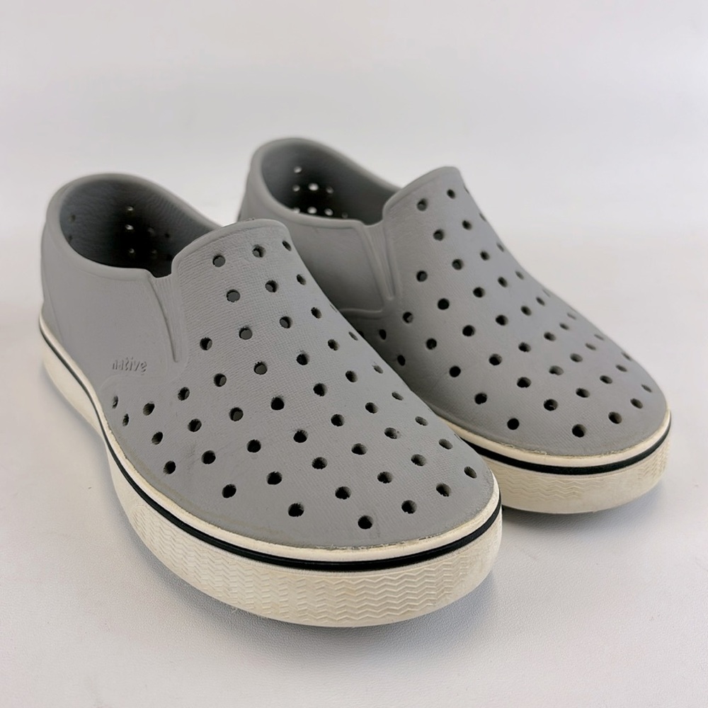 Native Kids Gray Water Shoes
